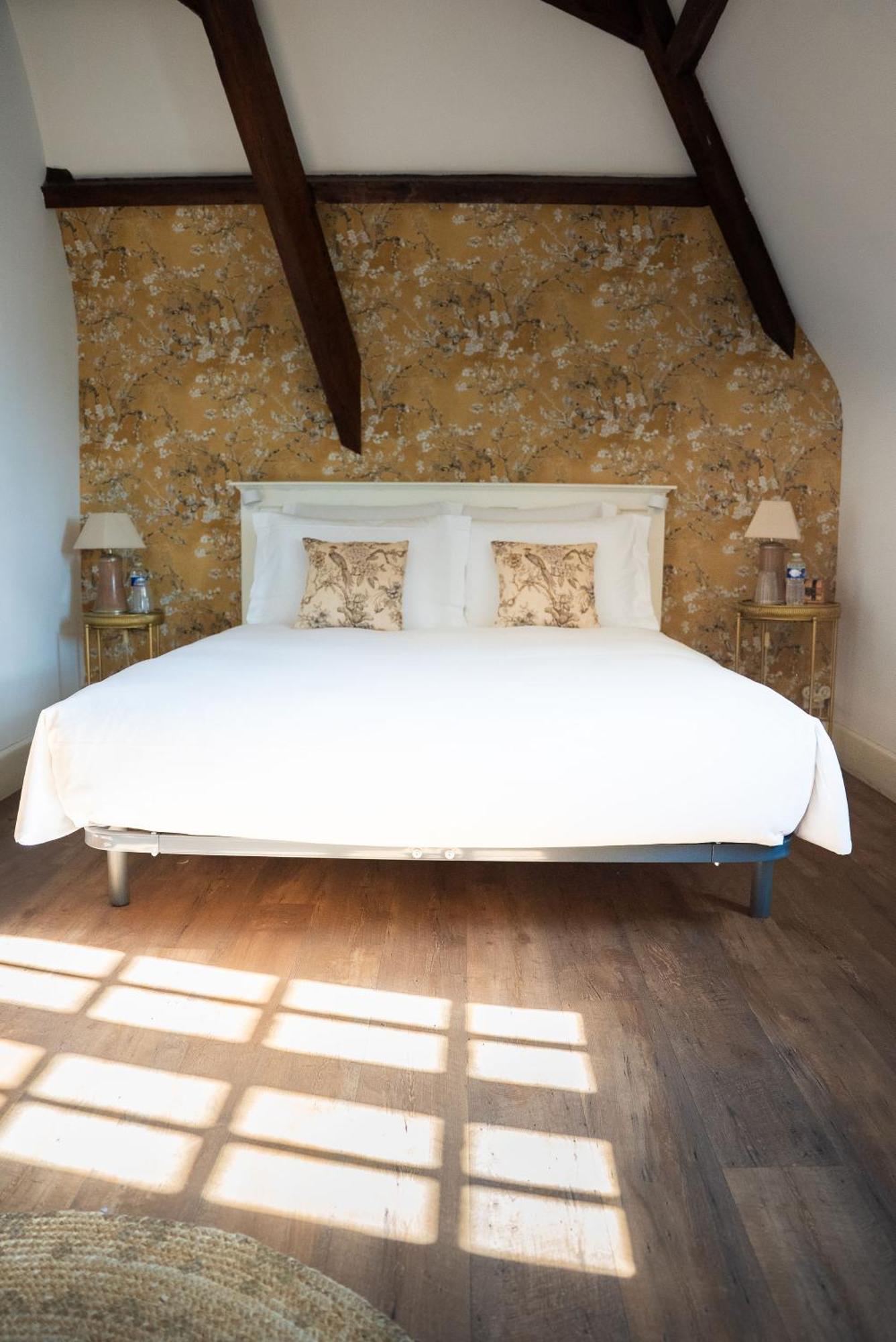 Bed and Breakfast La Meffrais 1741 Динан Экстерьер фото