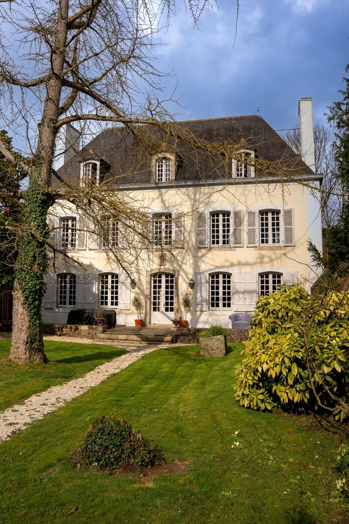 Bed and Breakfast La Meffrais 1741 Динан Экстерьер фото